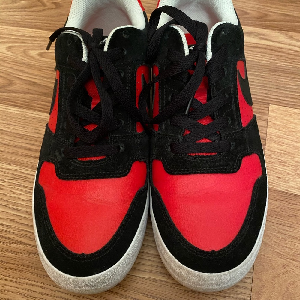 Men’s Nike SB Delta Force Size 9